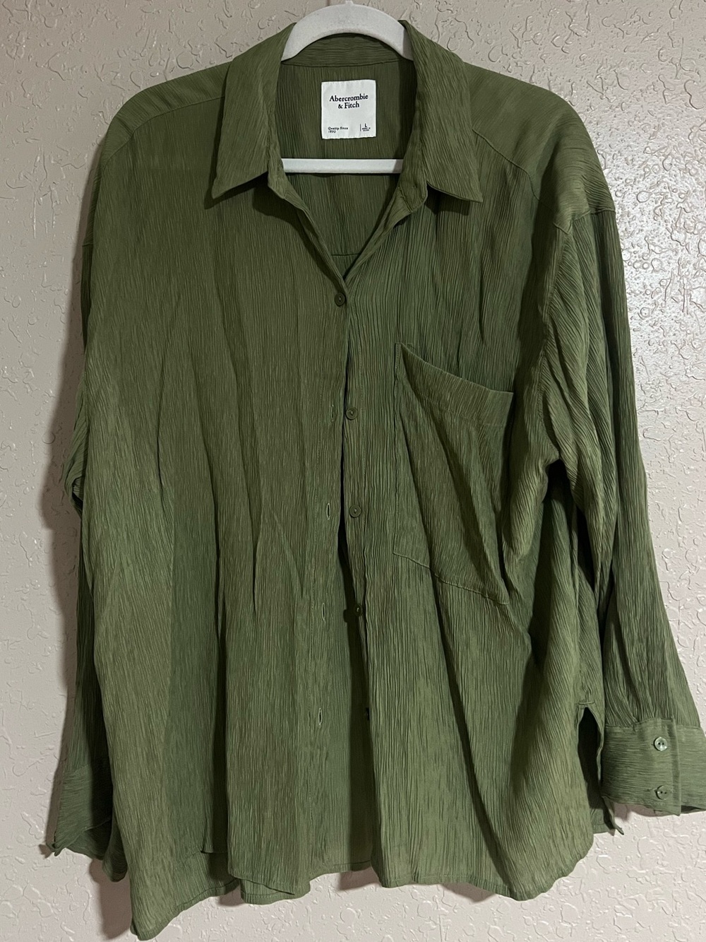 Abercrombie Button Down Crinkle Olive Green Top Size Large